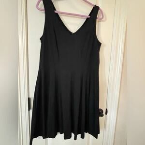 Cynthia Rowley V-Neck Fit & Flare Dress - Black - Gold Zipper - EUC 1X